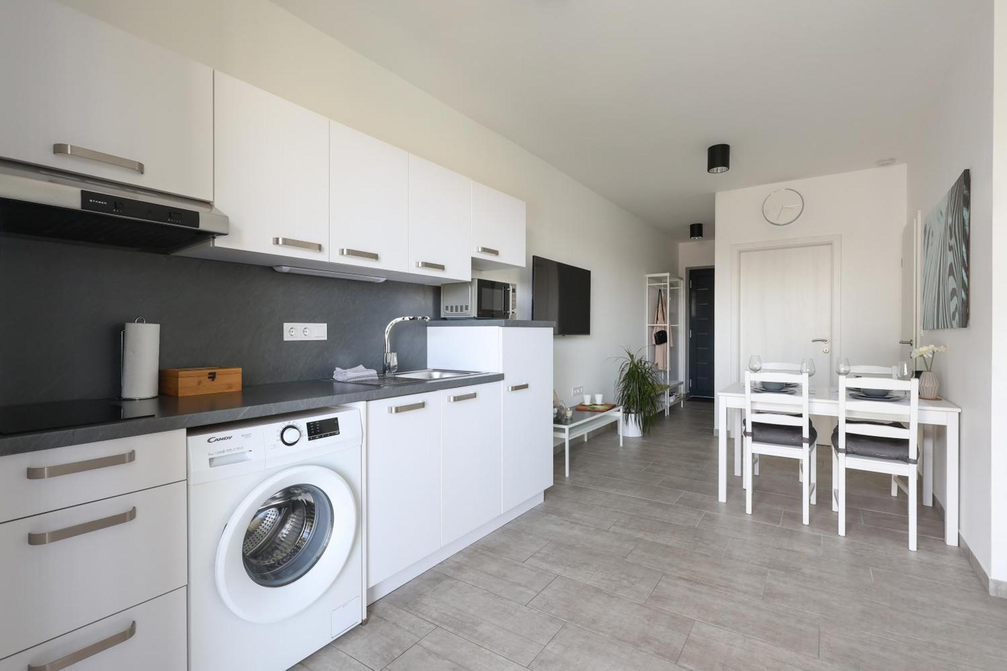 White Mountain Apartment Banovci Exterior foto